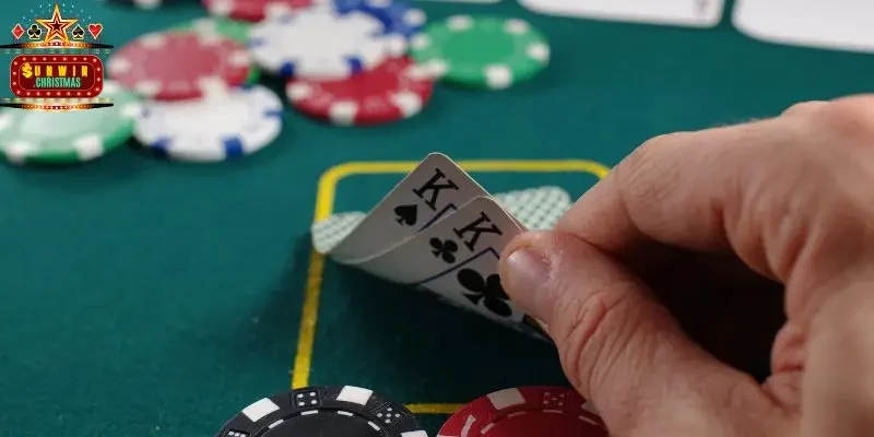 Hướng dẫn cách phân định thắng thua trong Poker